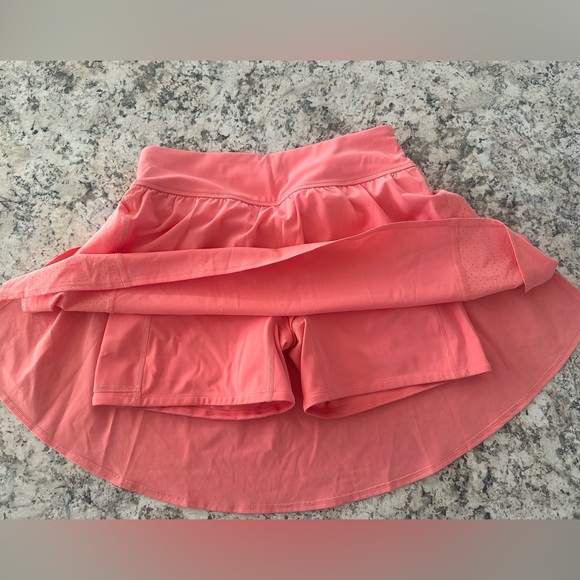 2 for 1 - SPANX Get Moving Skort 🤾🏻‍♀️🏌🏻‍♀️ - Picture 5 of 9